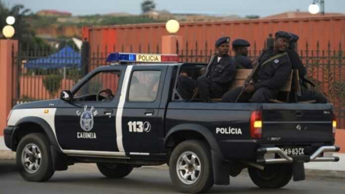 Angola police