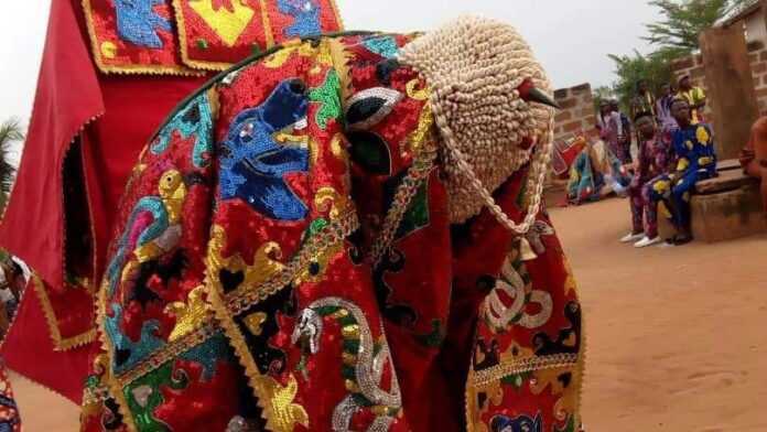 Bénin : les « chants Egun », cantiques de l’éternité