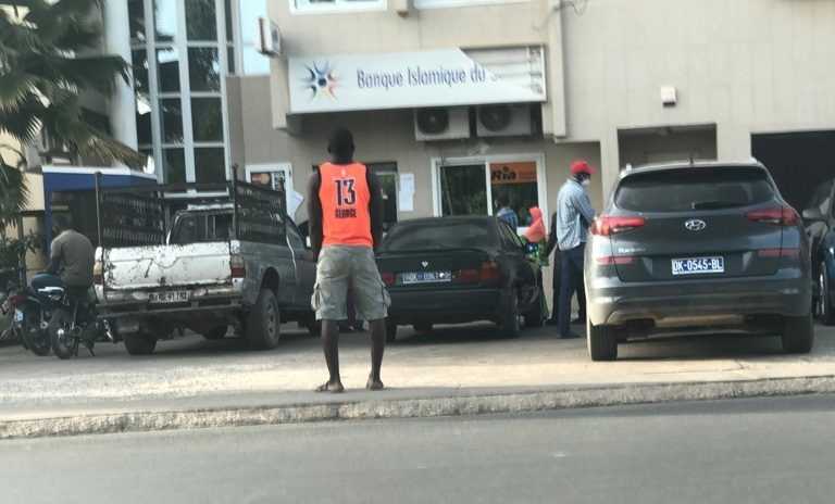 Sénégal : malgré le Covid-19, c'est le désordre dans les banques (vidéos)