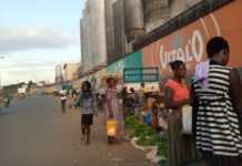 RDC : Covid-19, l’application de la distanciation physique pose problème RDC : Covid-19, l’application de la distanciation physique pose problème