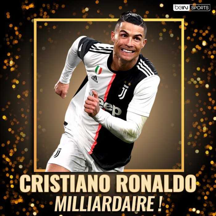 Cristiano Ronaldo rentre un peu plus dans l'histoire en devenant le tout premier footballeur milliardaire !