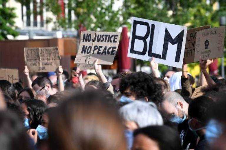 « Black Lives Matter » : et si les Africains de la diaspora se mobilisaient aussi pour dire « non » aux tueries en RDC, Libye, Tchad...