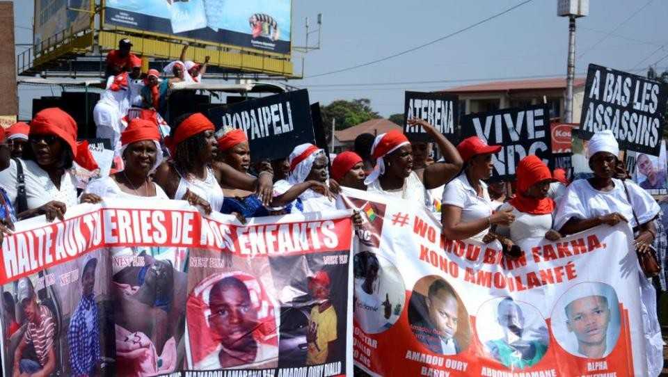 Guinée : les opposants au 3e mandat d'Alpha Condé enterrent leur 195e mort !