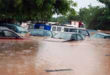 Burkina Faso : les eaux de pluie emportent un véhicule tuant ses cinq passagers dont le préfet de Boudry