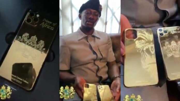 nana-bediako-cheddar-flaunts-his-customized-24-karats-gold-iphonevideo-678x381