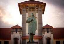 En Afrique du Sud le débat sur la statue du président Steyn, rappels douloureux des atrocités passées