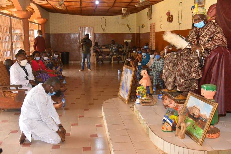 Bénin Joël Aïvo par les bénédictions de deux rois