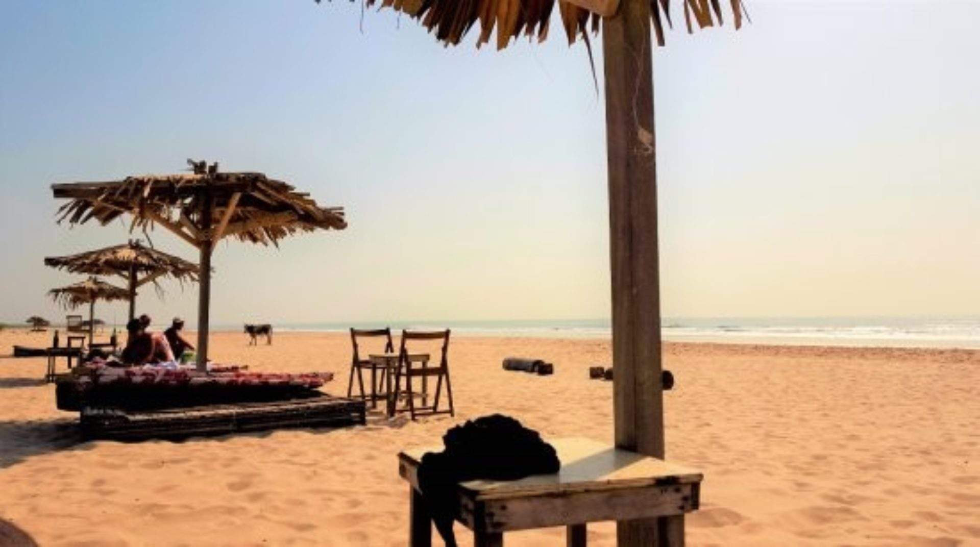 Gambie plus de 20 fêtards arrêtés à Sanyang Sunday Beach