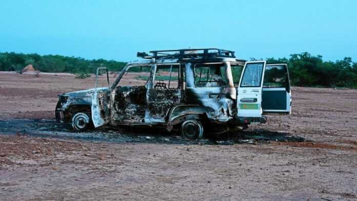 une-photo-du-vehicule-dans-lequel-circulaient-les-touristes_5256453