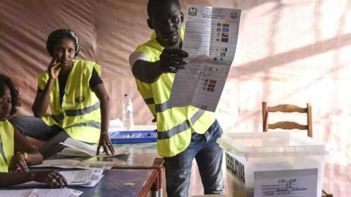 Un bureau de vote