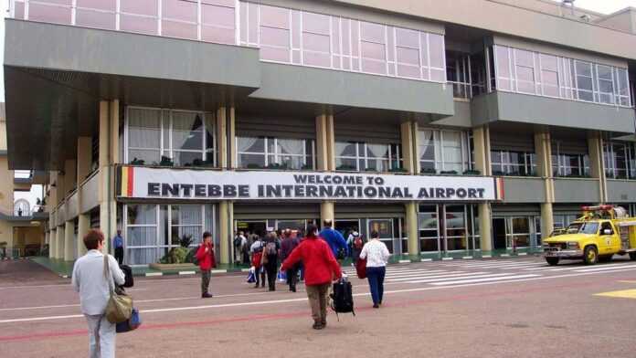 Aeroport-dEntebbe-Ouganda