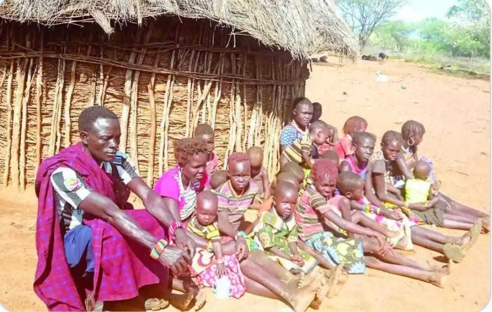 Kenya : il tire sa richesse de ses 3 femmes et 19 enfants