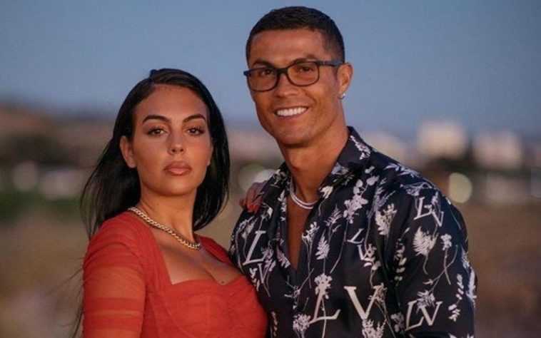 Video Cristiano Ronaldo et sa femme dansent en amoureux sur la chanson Jerusalema 758x474