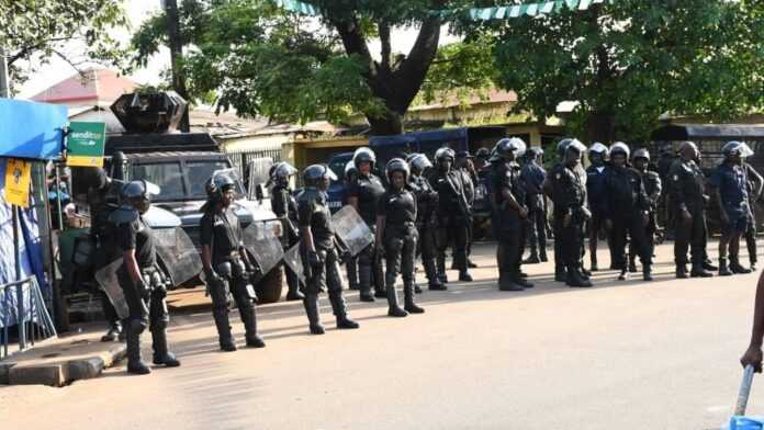 Guinée, police