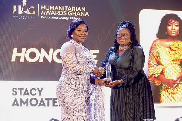 Humanitarian Awards Ghana 2020 : Stacy Amoateng reçoit un nouveau prix