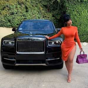 Cardi b shows off her new custom rolls royce cullinan that she still cant drive 3