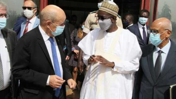 Jean-Yves Le Drian et Bah N'Daw