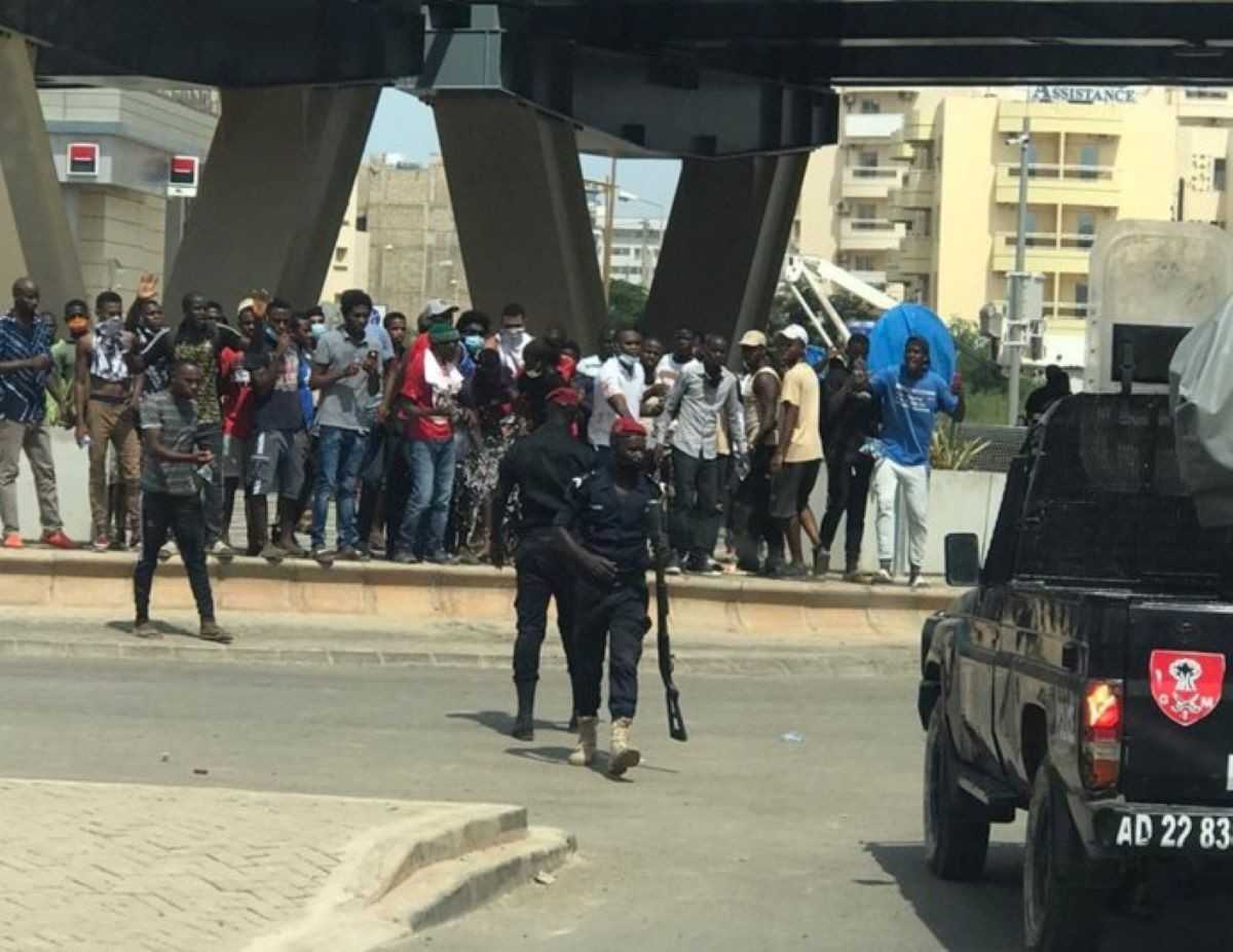 Tendances des élections : assaut contre l'ambassade de Guinée au Sénégal