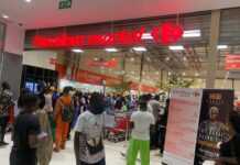 Cameroun : ouverture du Grand Mall de Douala construit par l’homme d’affaires Mathurin Kamdem Cameroun : ouverture du Grand Mall de Douala construit par l’homme d’affaires Mathurin Kamdem