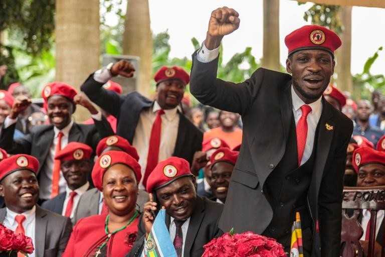 Ouganda : Bobi Wine candidat aux élections de 2021
