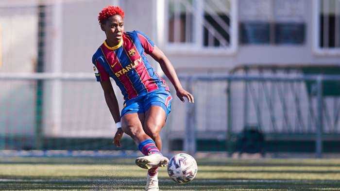 La Nigériane Asisat Oshoala réalise un triplé avec le Barça