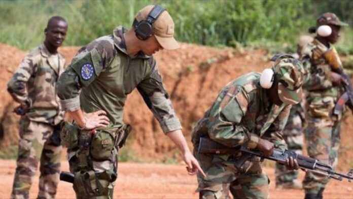 Instruction des soldats de l'EUTM