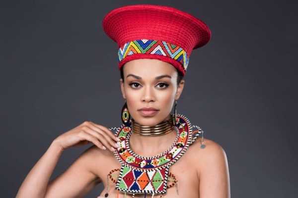 Les hommes sont des « animaux de compagnie », selon Pearl Thusi