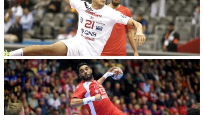 Les joueurs tunisiens Hosni (rouge) et Chouiref (blanc)