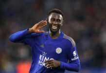 Wilfred Ndidi, de vendeur d’arachides à la Premier League Wilfred Ndidi, de vendeur d’arachides à la Premier League