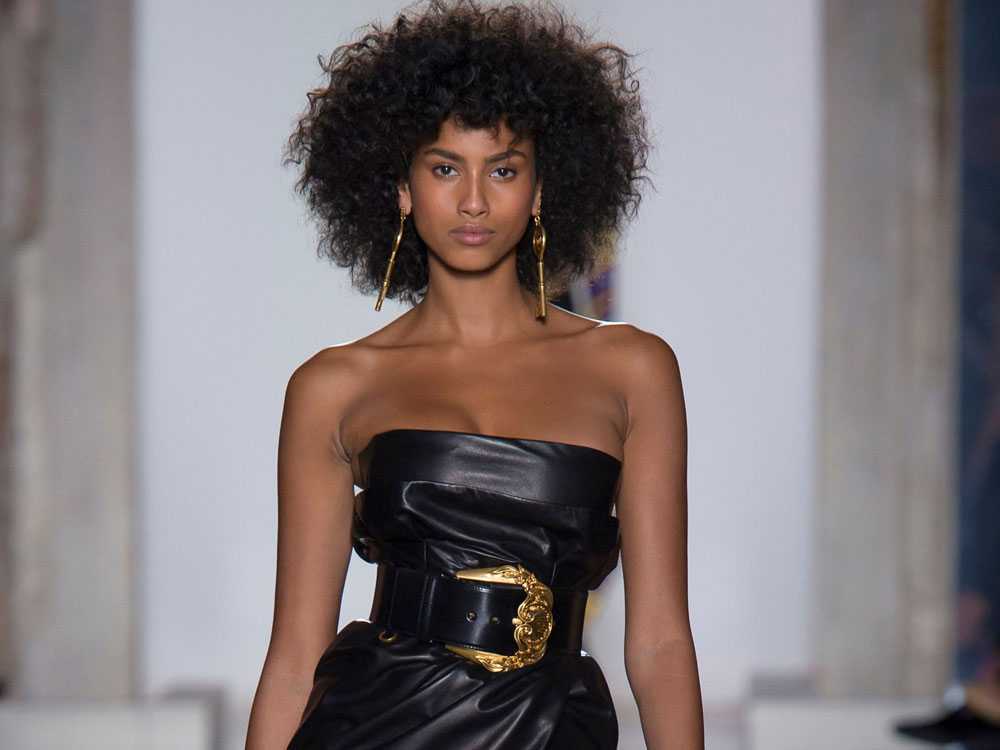 Imaan Hammam, le nouveau visage de Versace