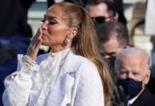 Jennifer Lopez chante pour Biden avec une bague de fiançailles de plus 539 millions