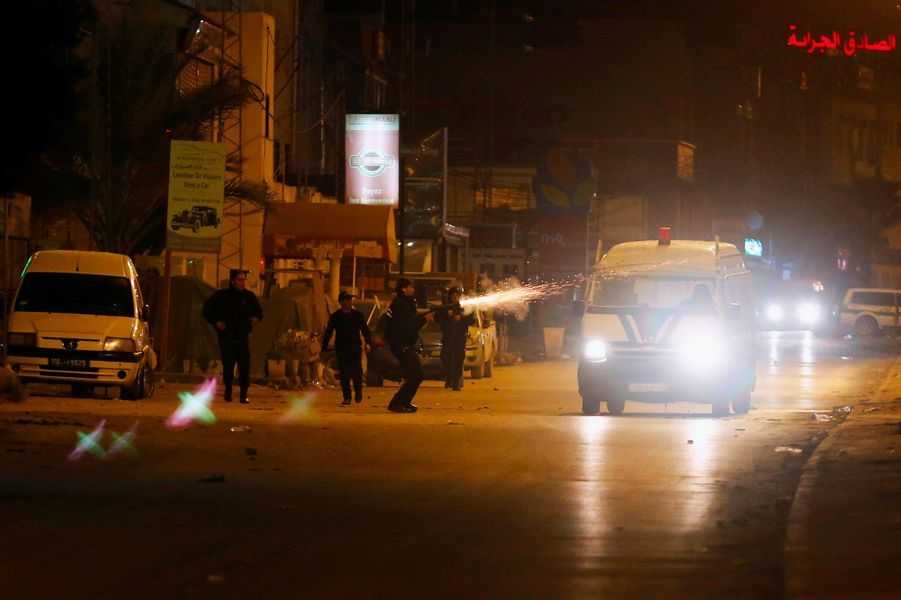 Manif nocturne tunisie