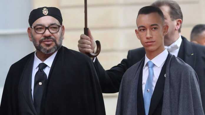 Le roi Mohammed VI et le prince Moulay El Hassan