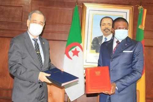 signature-accord-cameroun-air-algerie Signature de l'accord entre Cameroun et Air Algérie