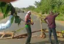 Route barrée au Bénin