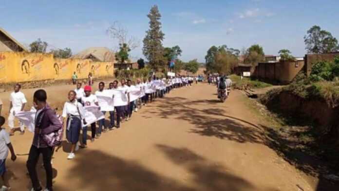 Elèves manifestant en RDC