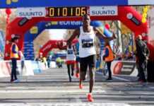 Marathon : les Kényans Tanui et Kiptanui sacrés à Sienne, Otmane El Goumri termine 3e Le Kényan Kiptanui sacré à Sienne