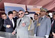 En colère, le roi Mohammed VI interdit à Bakkoury de quitter le Maroc Le roi Mohammed VI et Mustapha Bakkoury