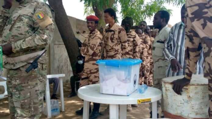 Le vote des militaires au Tchad