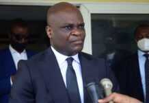 RDC : un ancien ministre de Tshisekedi condamné à 3 ans de prison Willy Bakonga
