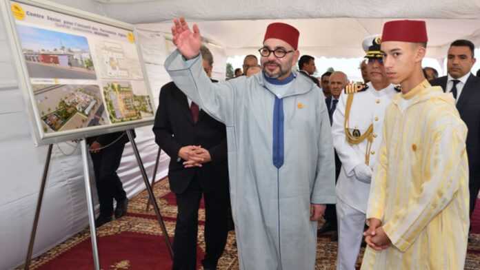 Le roi Mohammed VI et le prince Moulay El Hassan