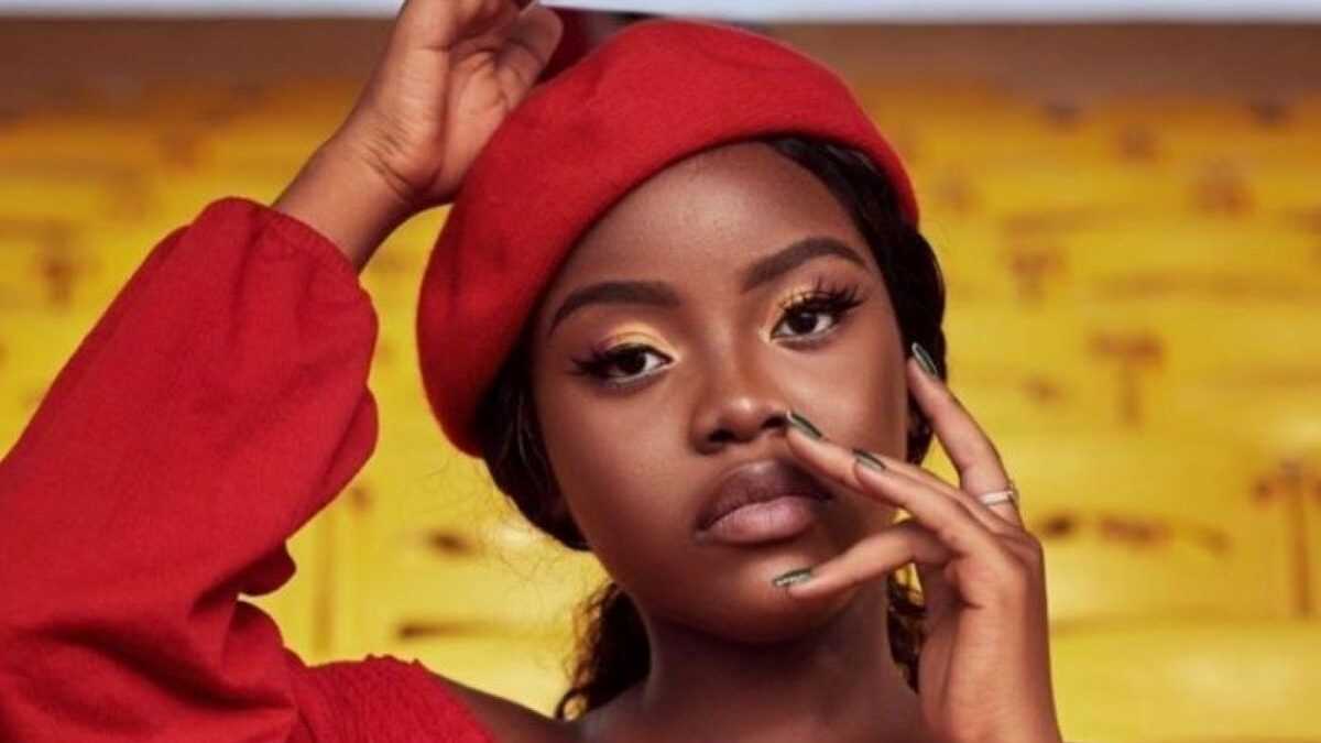 La starlette ghanéenne Gyakie a publié son single « Whine
