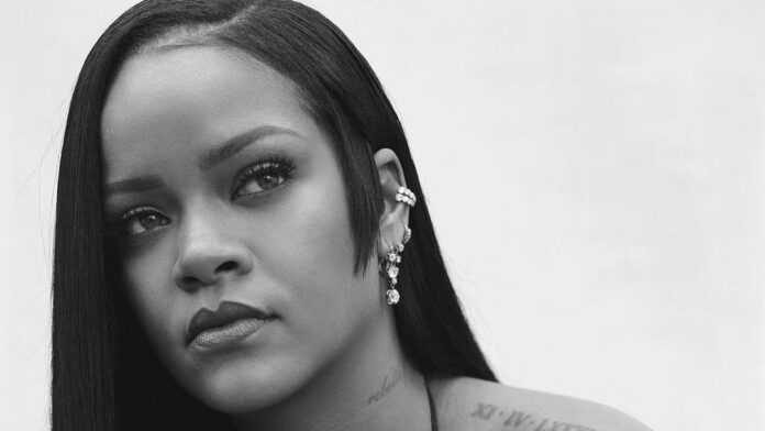 Rihanna annonce le parfum « Fenty »