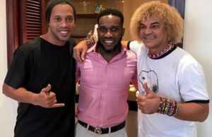 Ronaldinho, Okocha et Valderrama
