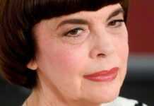 Mireille Mathieu, une Française dans le cœur des Sénégalais Mireille Mathieu