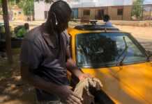 Bouré Laye, le laveur de voitures qui rêve de devenir fermier Bouré Laye