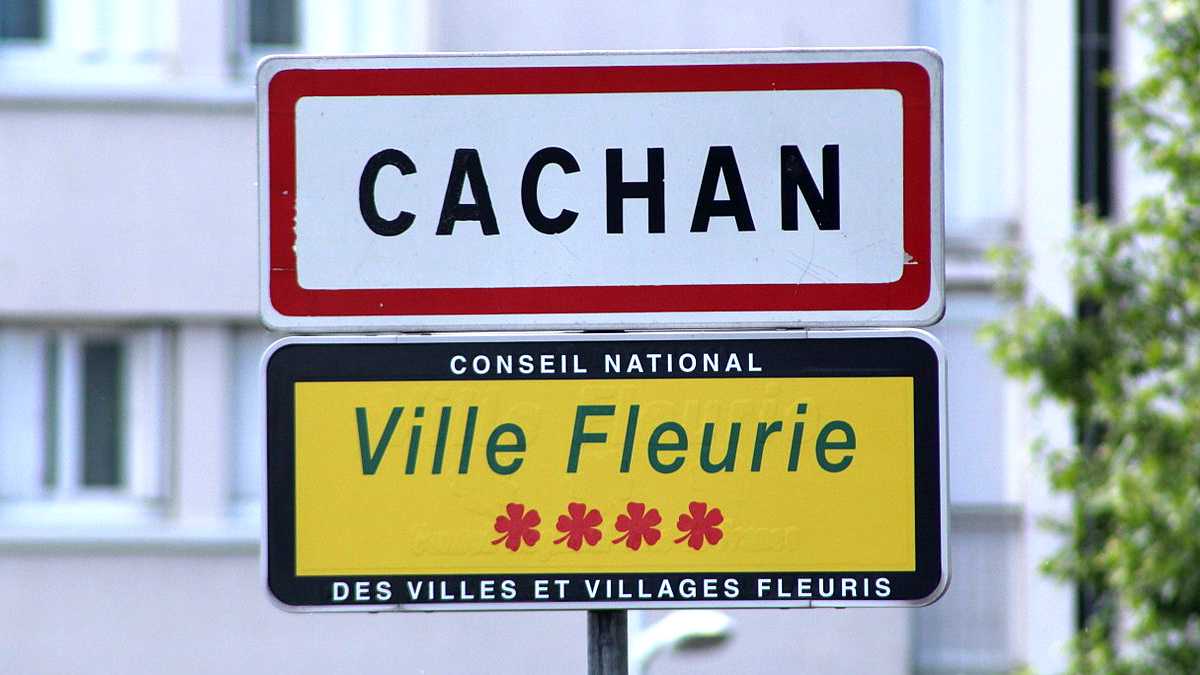 Panneau d'entrée de la ville de Cachan