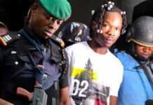 Cyber-fraude : Naira Marley dans de beaux draps Naira Marley (27 oct 21)