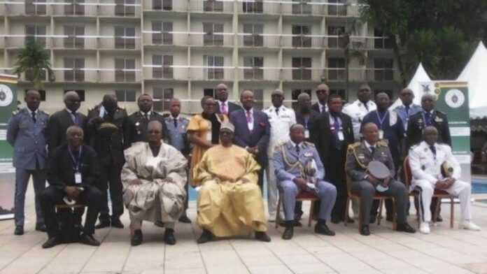 Cameroun colloque armée (19 nov 21)