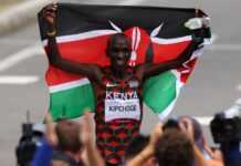Eliud Kipchoge (19 nov 21)